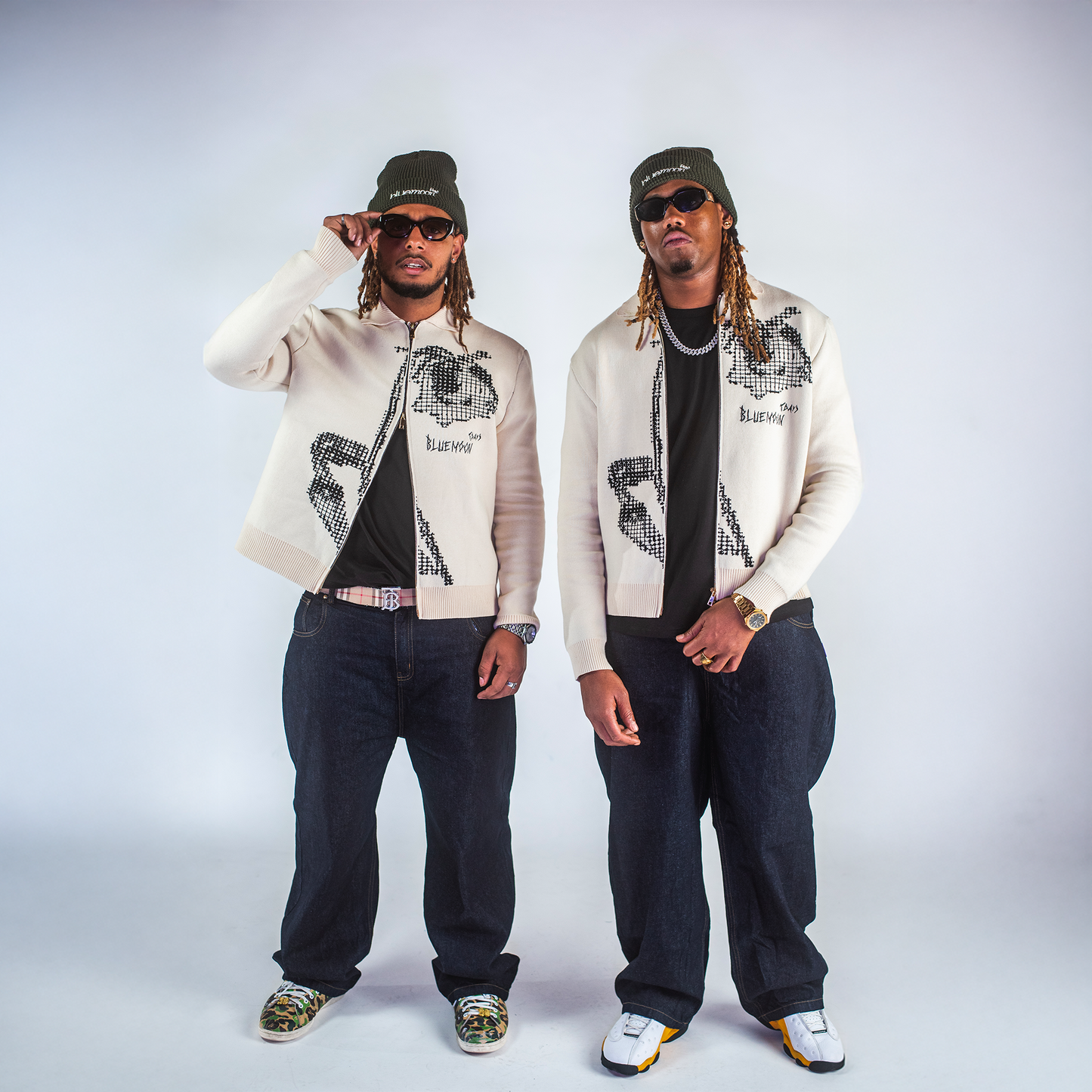 SILHOUETTE BAGGY JEANS